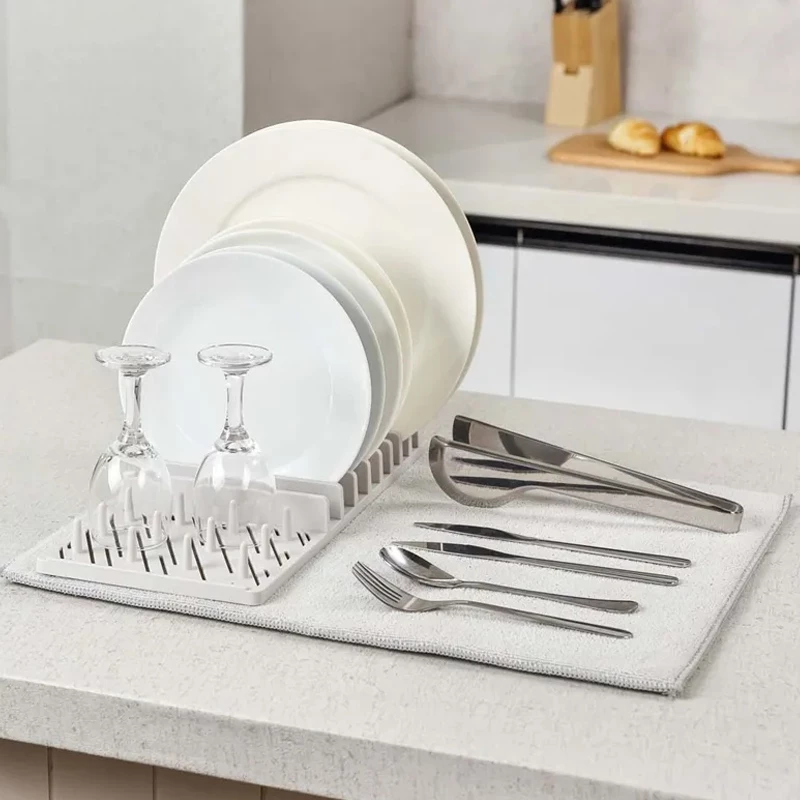 Efficient Multifunctional Dish Drying Rack & Mat Combo!