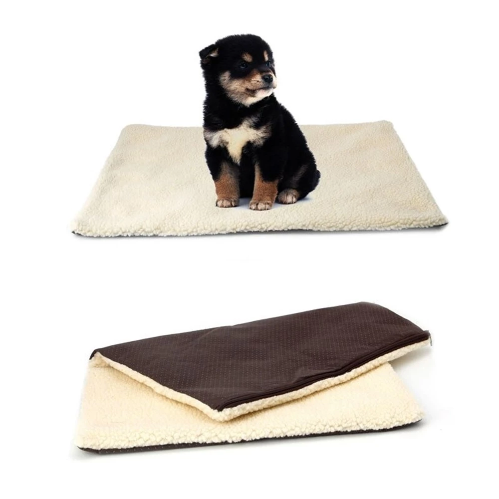 Cozy Self-Heating Pet Bed: Keep Your Pet Warm in Style!